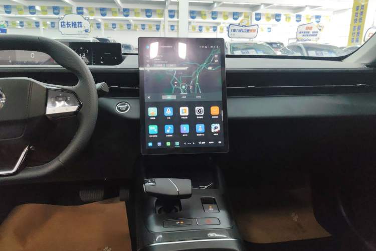 Used CHANGAN Eado 2025 Blue Whale 1.5T 500Bar Prestige Model
