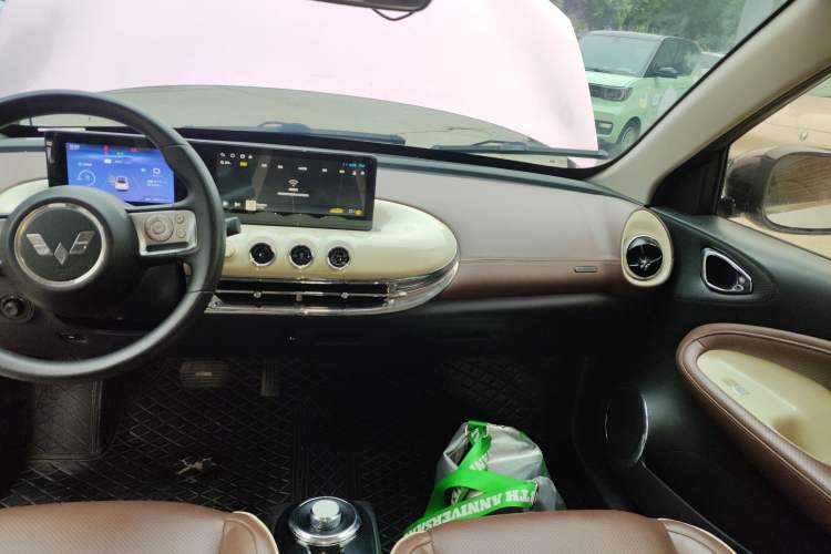 Used Wuling Bingo 2023 333 km Enjoyment Version
