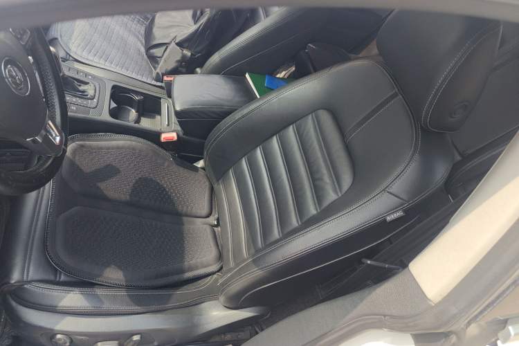 Used Volkswagen FAW-Volkswagen CC 2012 1.8TSI Elite Edition Left Front Seat