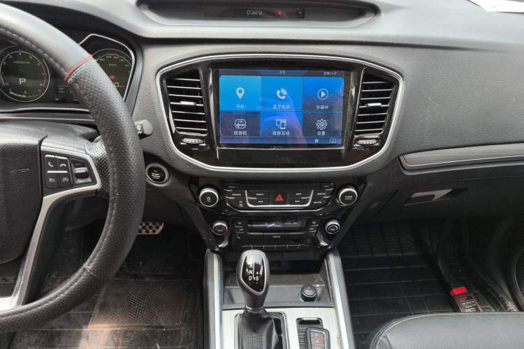 Used Geely Auto Vision X6 2016 1.3T CVT Luxury Model Audio And AC Panel