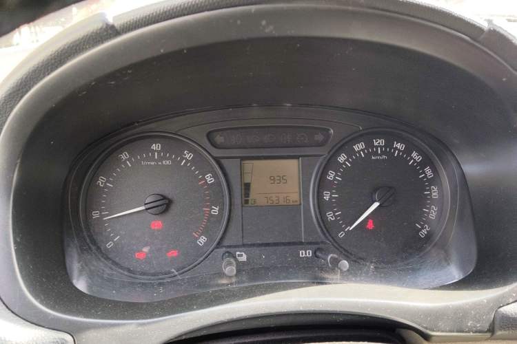 Used Skoda Fabia 2012 1.4L Manual Crystal Edition