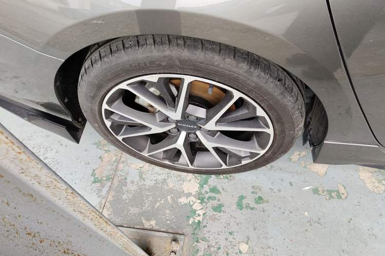 Used Lynk & Co 03 2022 2.0TD DCT JingPro
