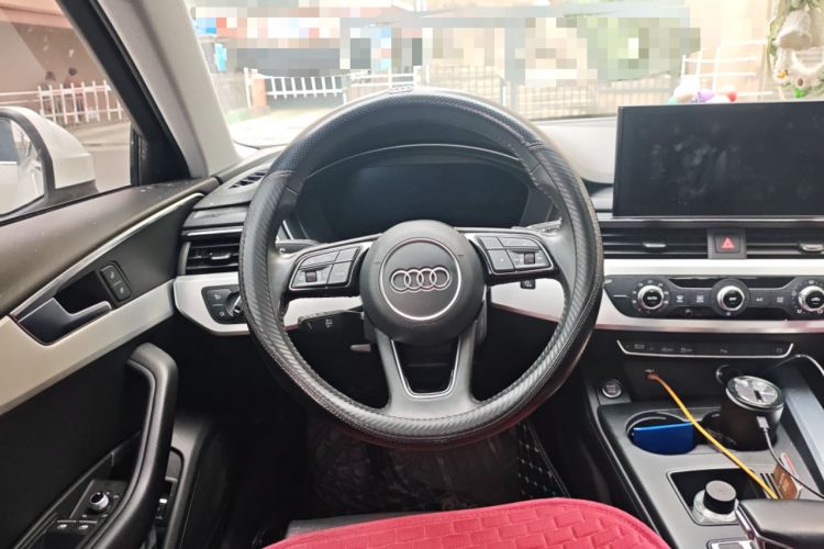 Used Audi A4L 2020 40 TFSI Fashion Dynamic Model Steering Wheel
