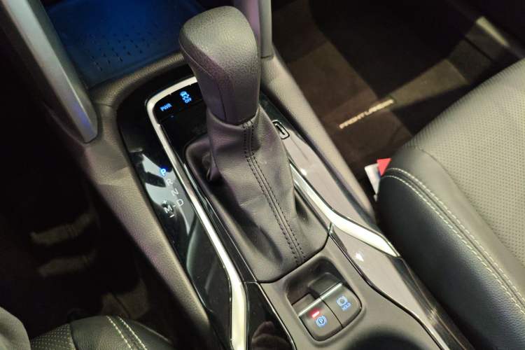 Used Toyota FRONTLANDER 2022 2.0L CVT Luxury PLUS Edition
