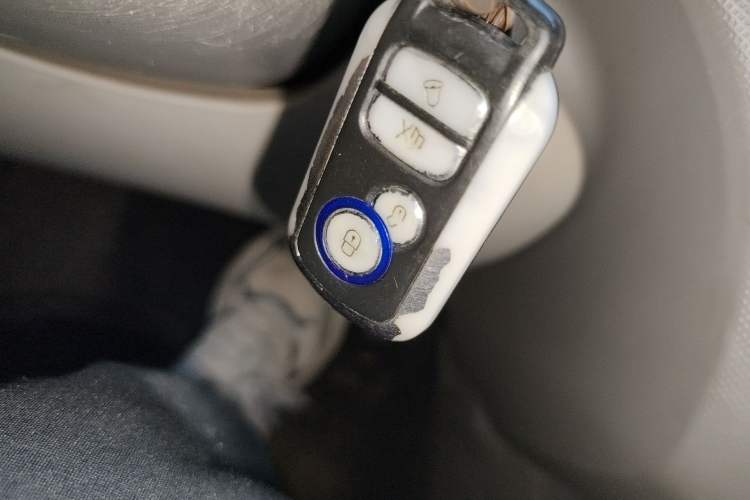 Used Chevrolet Sail 2013 Sedan 1.4L AMT Enjoy Edition Vehicle Key