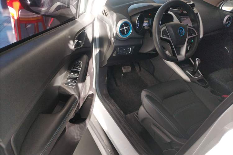 Used BYD Yuan New Energy 2018 EV360 Smart Connect Cool Edition