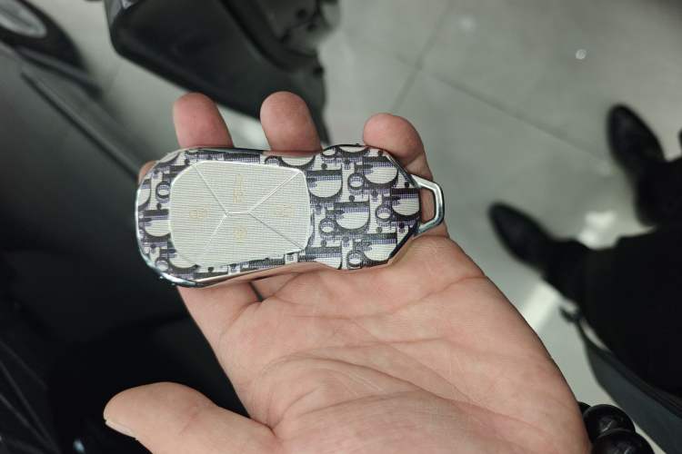 Used XPeng P7 2022 480E
