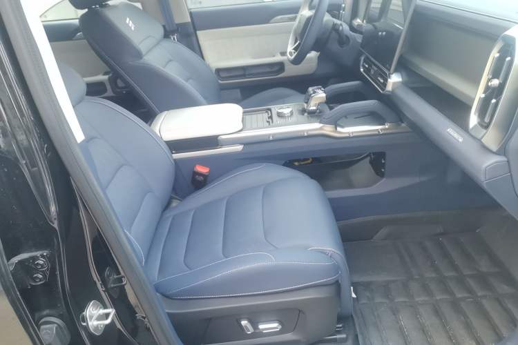 Used JETOUR Shanhai Traveler C-DM 2024 C-DM 129KM Linye Edition Right Front Seat