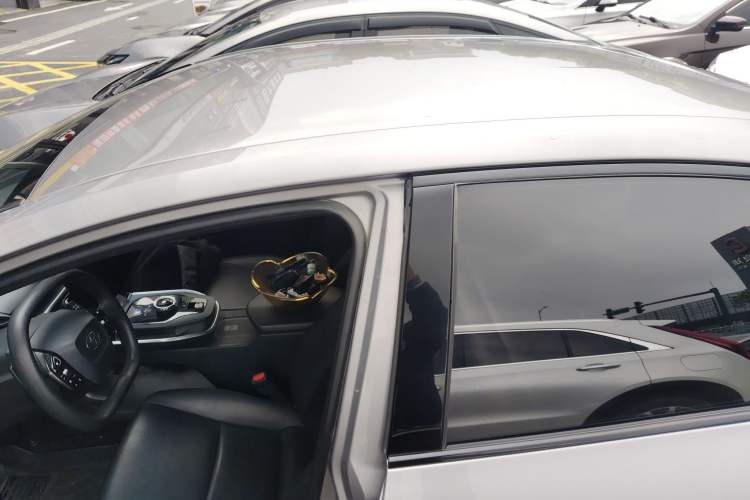 Used Toyota bZ3 2023 517 km Elite PRO Roof