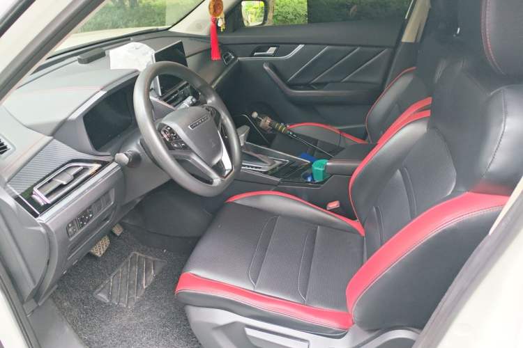 Used Venucia T60 2020 1.6L CVT Smart Drive Version China VI Standard Left Front Seat