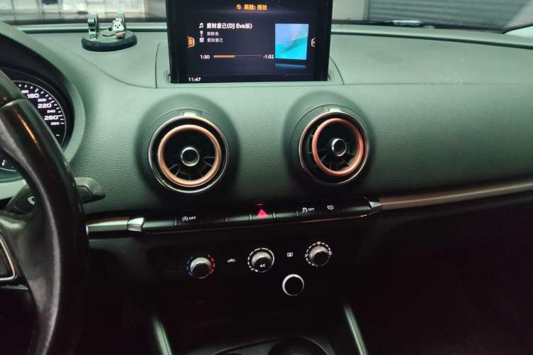 Used Audi A3 2018 30th Anniversary Edition Limousine 35 TFSI Ambition Model
