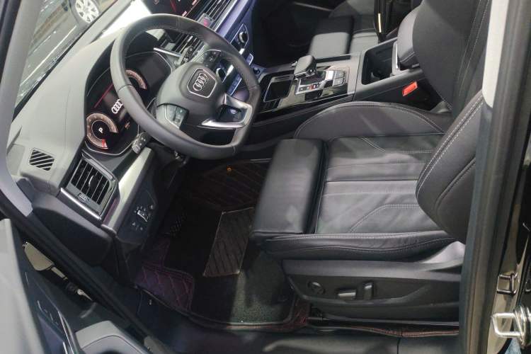 Used Audi Q5L 2022 40T Luxury Dynamic Model Left Front Seat