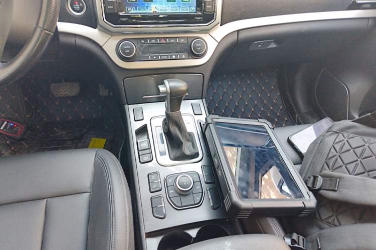 Used Haval H6 Coupe 2016 Blue Label 1.5T Automatic Two-Wheel Drive Urban Model Gear Lever