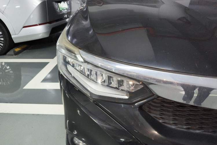 Used Honda Crider 2019 180 Turbo CVT Leading Edition China V Right Front Headlight