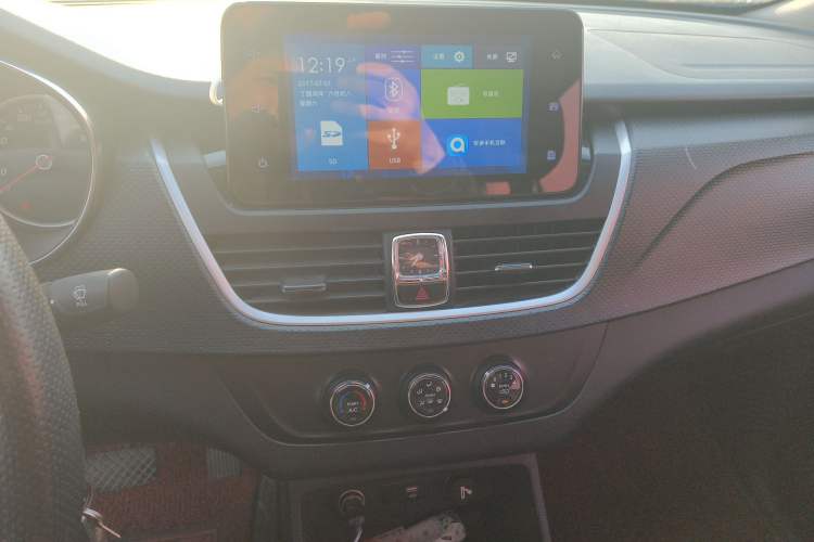 Used Baojun 730 2019 1.5T CVT Fashion Model 7 Seats China VI Emission Standard