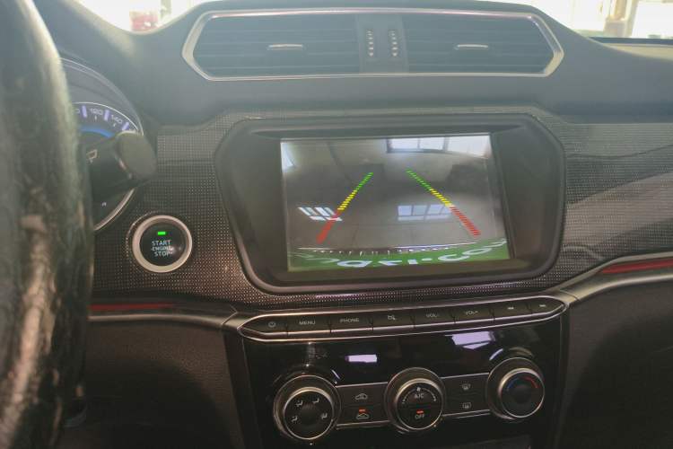 Used Haval H2 2018 Blue-Label 1.5T Dual-Clutch Two-Wheel-Drive Luxury Model
