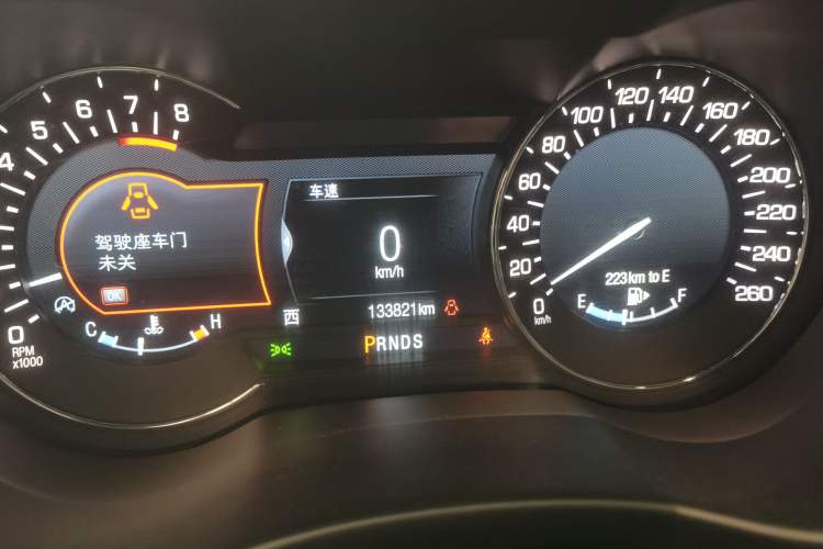 Used Lincoln MKC 2017 2.0T Two-Wheel Drive Deluxe Edition
