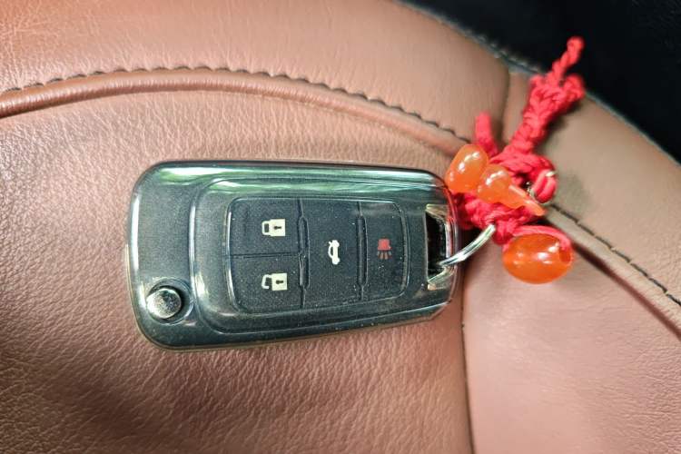 Used Buick Regal 2014 2.4L SIDI Luxury Fashion Edition Vehicle Key