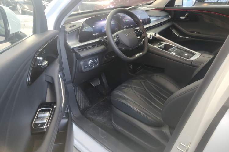 Used EXEED Stellar C-DM 2025 100 Long-Range Plus Two-Wheel Drive
