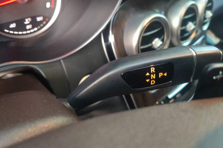 Used Mercedes-Benz GLC 2017 GLC 260 4MATIC Luxury Model
