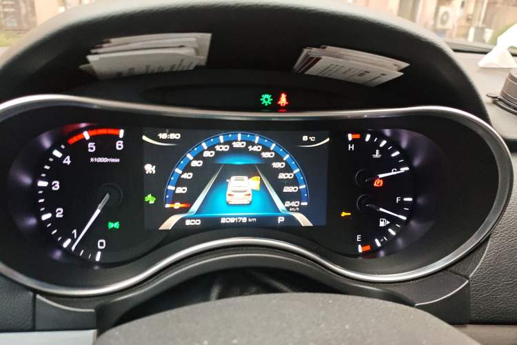 Used Haval H8 2017 2.0T Diesel 4x4 Smart Enjoyment Version
