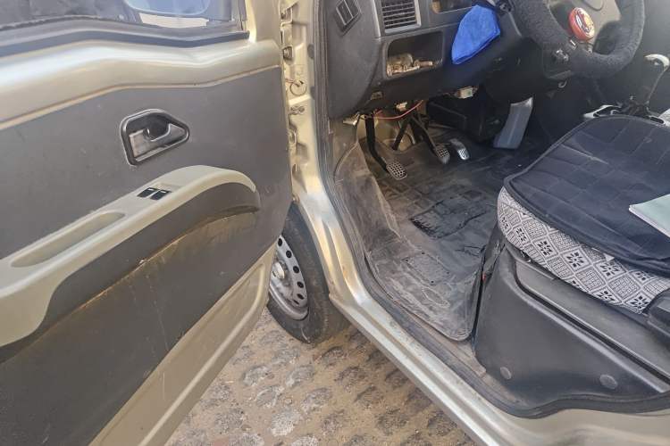 Used Wuling Zhiguang 2013 1.0L Practical Version