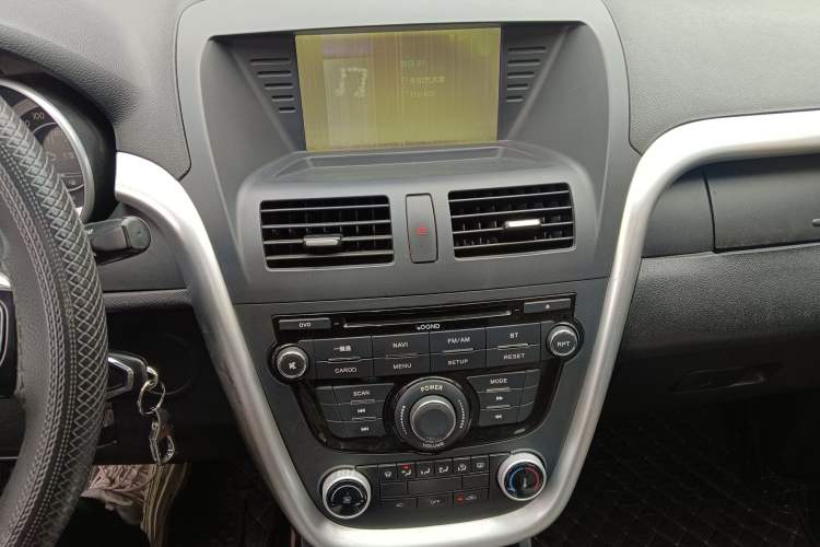 Used Bestune X80 2013 2.0L automatic comfort version