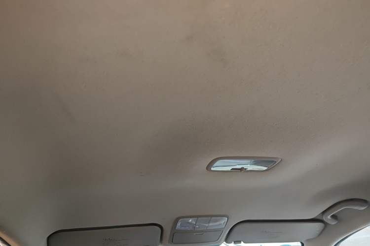 Used Hyundai Celesta 2016 1.6L Manual Joy Edition Headliner