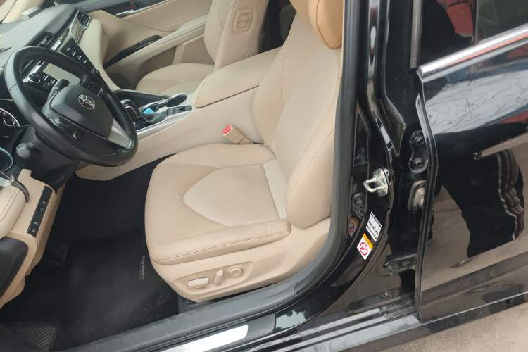 Used Toyota Camry 2018 Dual-Engine 2.5 HG Luxury Edition