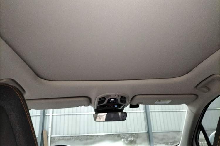 Used Lynk & Co 06 EM-P 2022 PHEV 84 km Range Pro Version