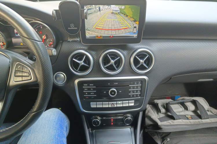 Used Mercedes-Benz A-Class 2017 Revised Version A 200 Fashion Edition
