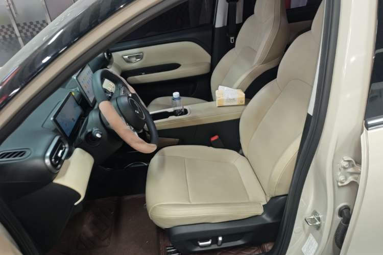 Used Wuling Bingo PLUS 2024 330 km Range Five-Seater Version