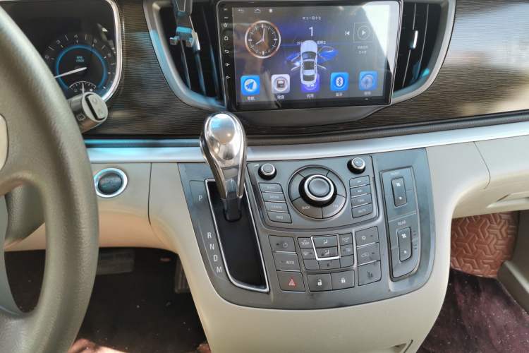 Used Buick GL8 2013 2.4L CT Luxury Business Comfort Edition Audio And AC Panel