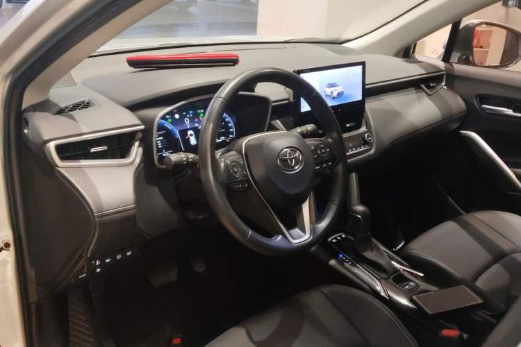 Used Toyota FRONTLANDER 2023 2.0L Smart Electric Hybrid Dual-Engine Deluxe Version
