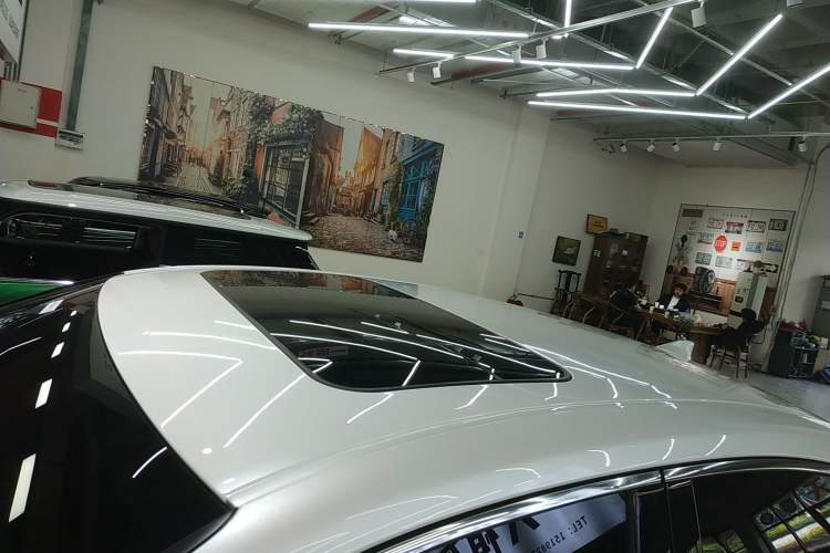 Used Lexus ES 2020 300h Premier Edition