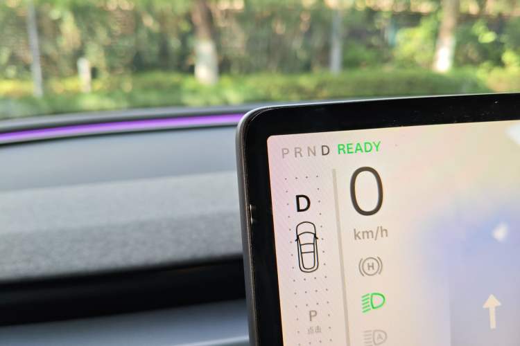 Used Tesla Model 3 2023 Rear-Wheel-Drive Version
