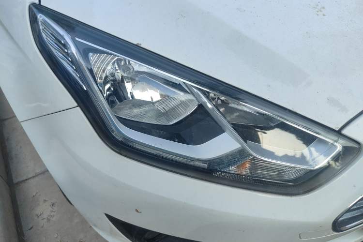 Used Ford Escort 2017 1.5L Manual Comfort Model