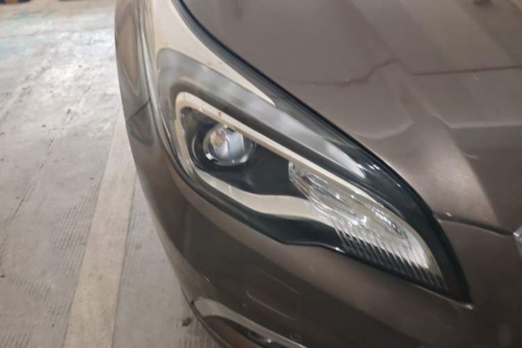 Used Buick Envision 2014 28T Four-Wheel Drive Luxury Model