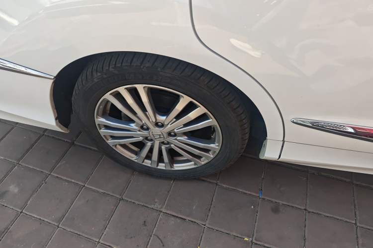 Used Honda Elysion 2016 2.4L Supreme Edition
