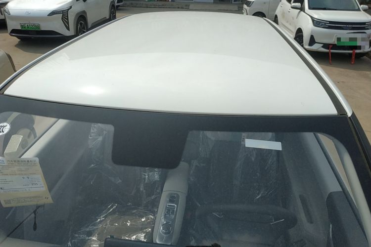 Used CHANGAN NEVO Lumin 2025 205 km Xiangqin Version Roof