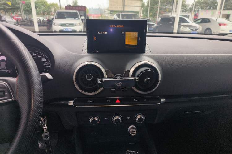 Used Audi A3 2019 Sportback 35 TFSI Fashion Edition China V