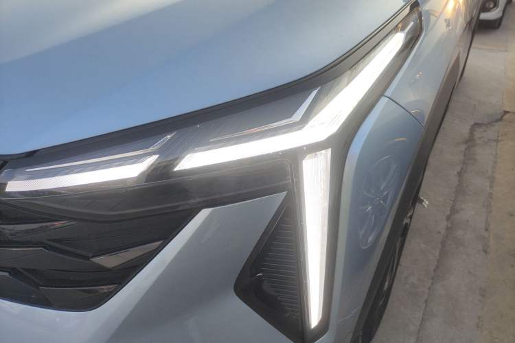 Used Geely Auto Emgrand X7 Sport 2024 1.5TD Smart Connect+