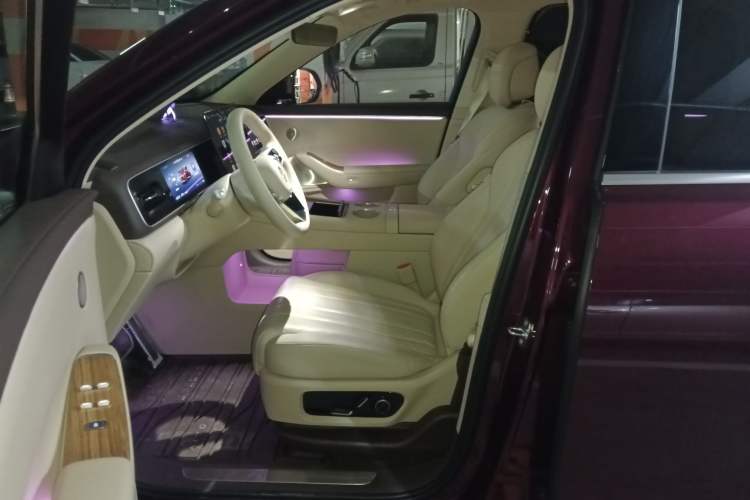 Used Hima AITO M7 2026 Model Range-Extending Max All-Wheel Drive 5-Seater Version
