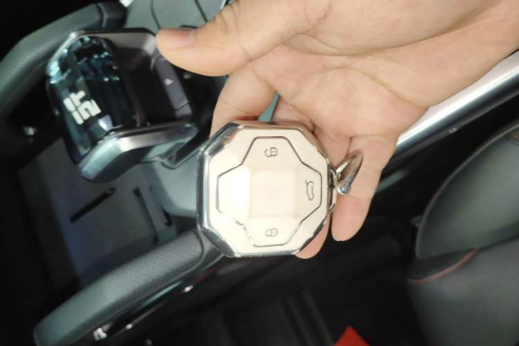 Used JETOUR Shanhai Traveler C-DM 2024 C-DM 208KM Mountain & Wilderness Edition Interior 1