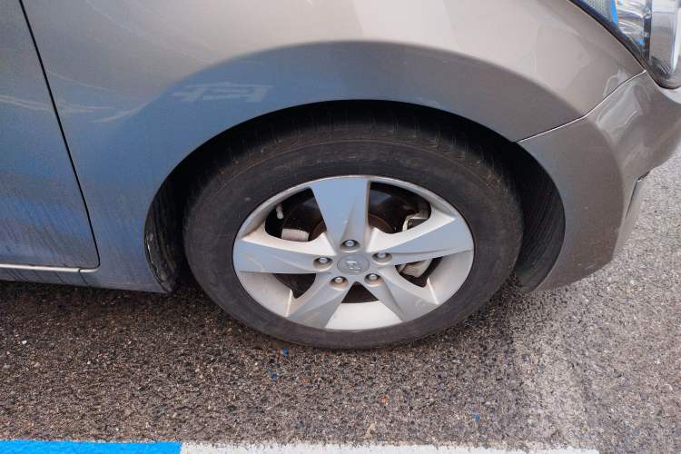 Used Hyundai Elantra (5th Generation / Langdong) 2012 1.6L Manual Leading Model