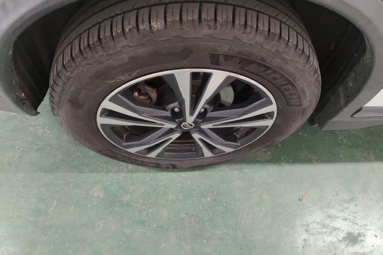 Used Nissan X-Trail 2020 2.5L XL ITS CVT 4WD Deluxe Navigation Edition Right Rear Wheel Hub