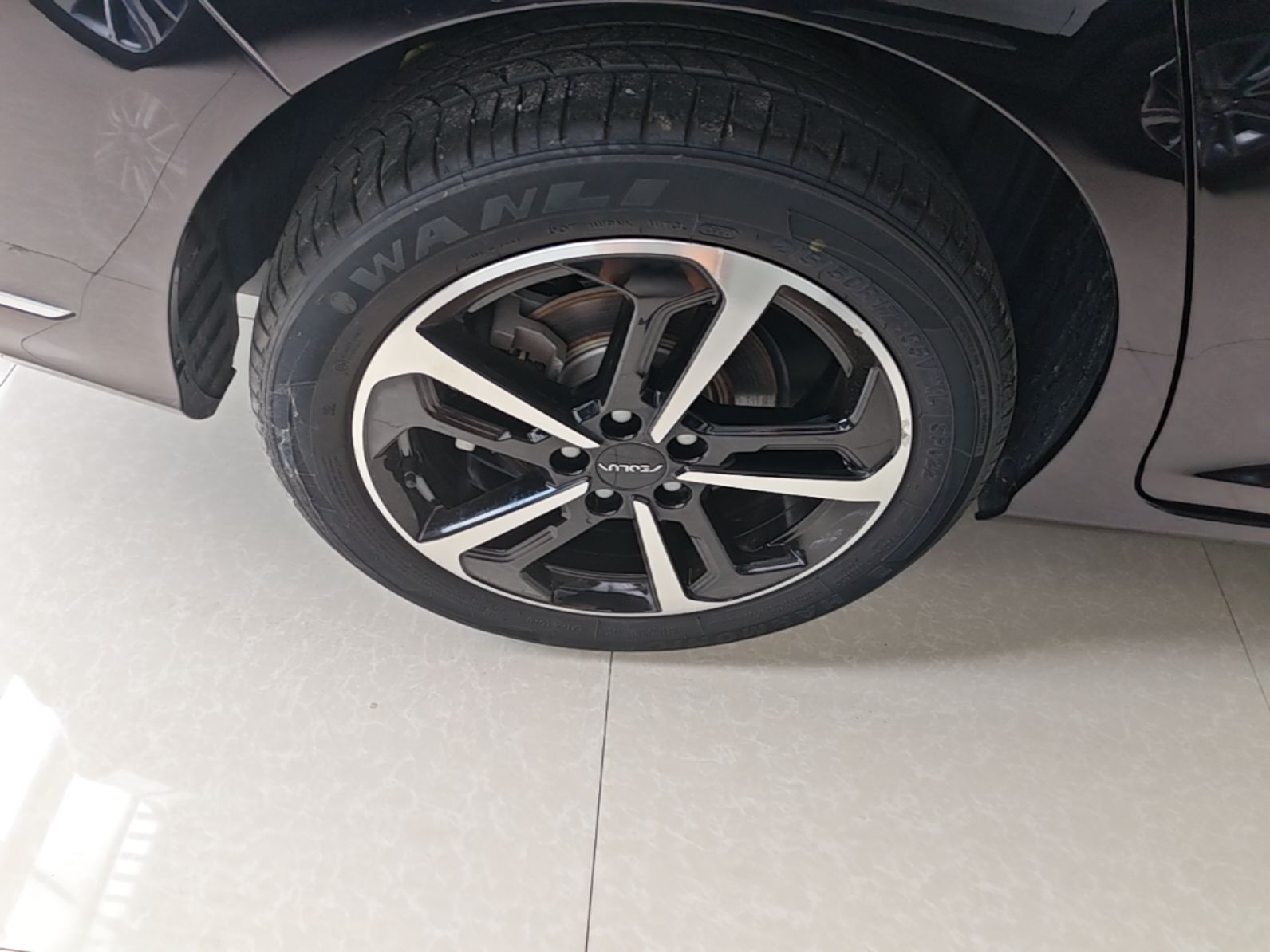 Dongfeng Aeolus Yixuan MAX 2024 1.5T Luxury Edition — снимка 11