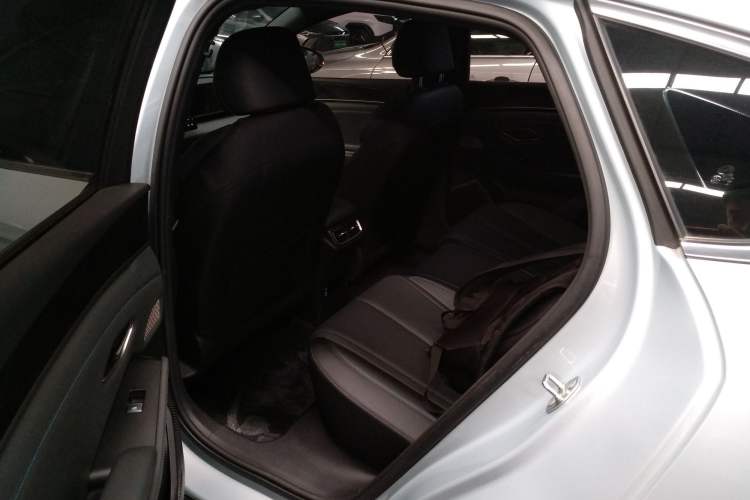 Used BYD Qin L 2025 DM-i Smart Drive 120KM Superior Model Left Rear Seat