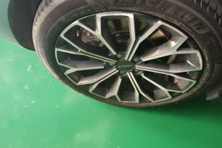 Used Zeekr 007 2024 Rear-Drive Intelligent Driving Version 75 kWh Exterior 8