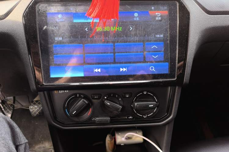 Used Volkswagen Jetta 2017 1.5L Manual Fashion Edition
